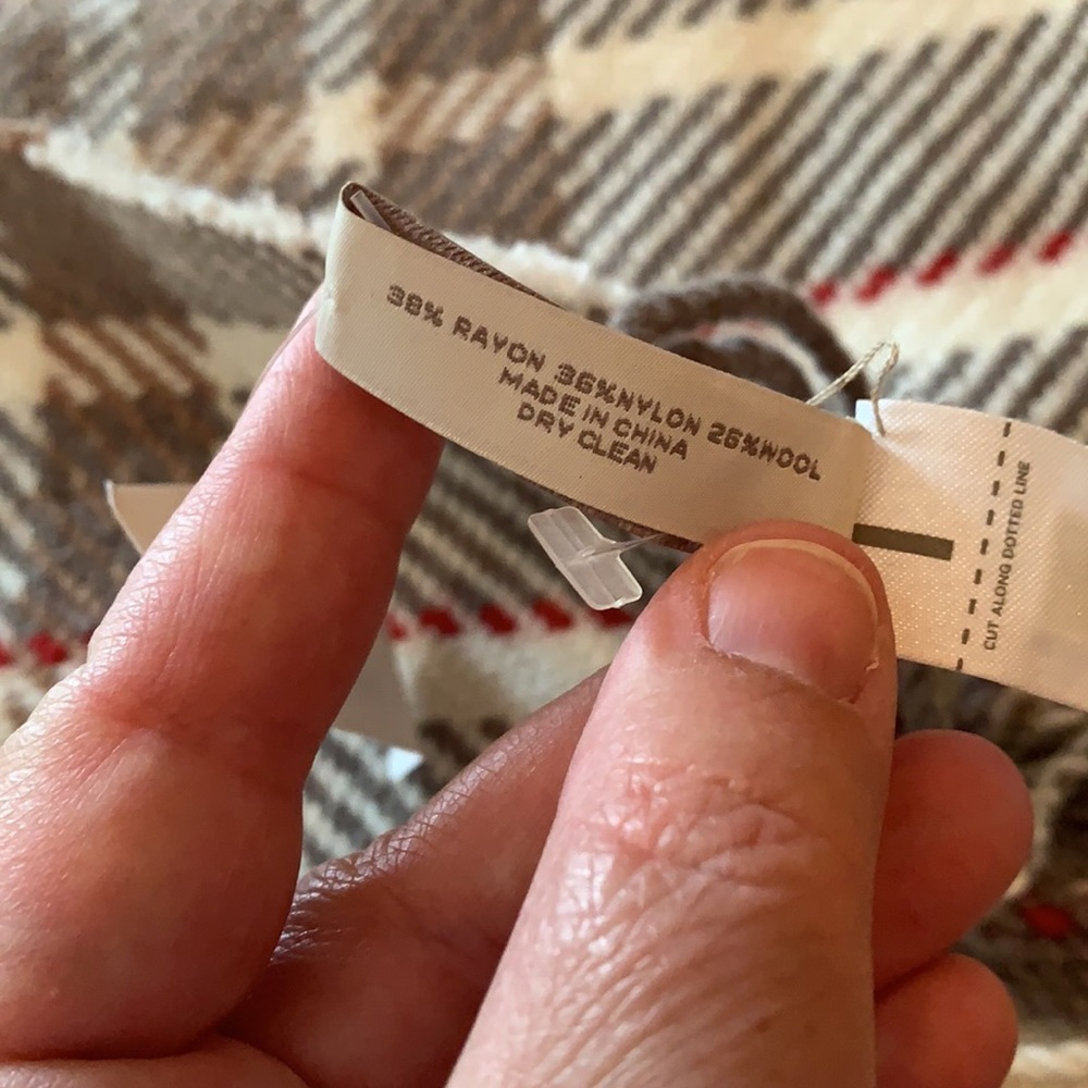 Scarf - Picture 2 of 3